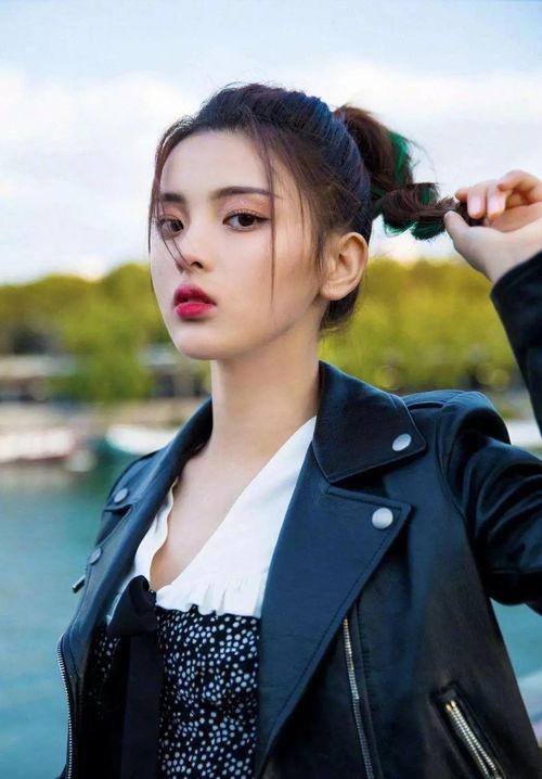 娱乐圈吃瓜四人组小说,瓜田里的四朵金花